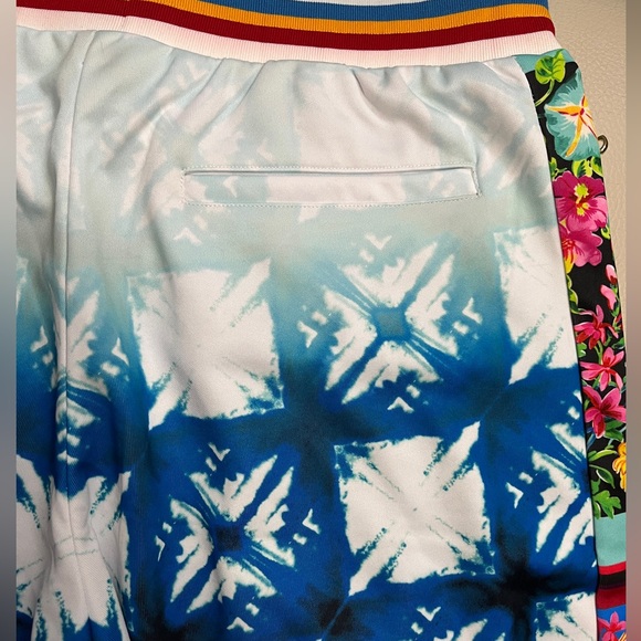 NWT - Robert Graham Men’s Limited Edition Classic Fit Basketball Shorts - Size L - Picture 10 of 12